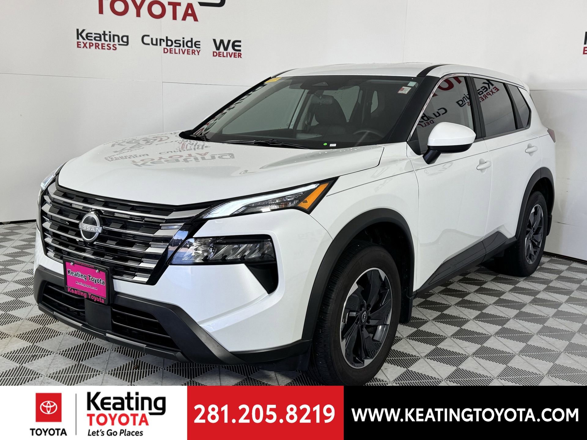 Used 2026 Nissan Rogue SV image 9