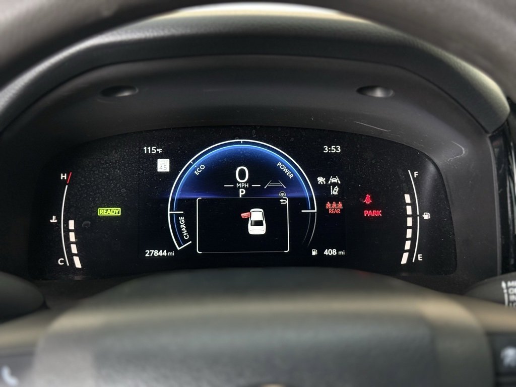 Used 2025 Toyota Camry LE image 30