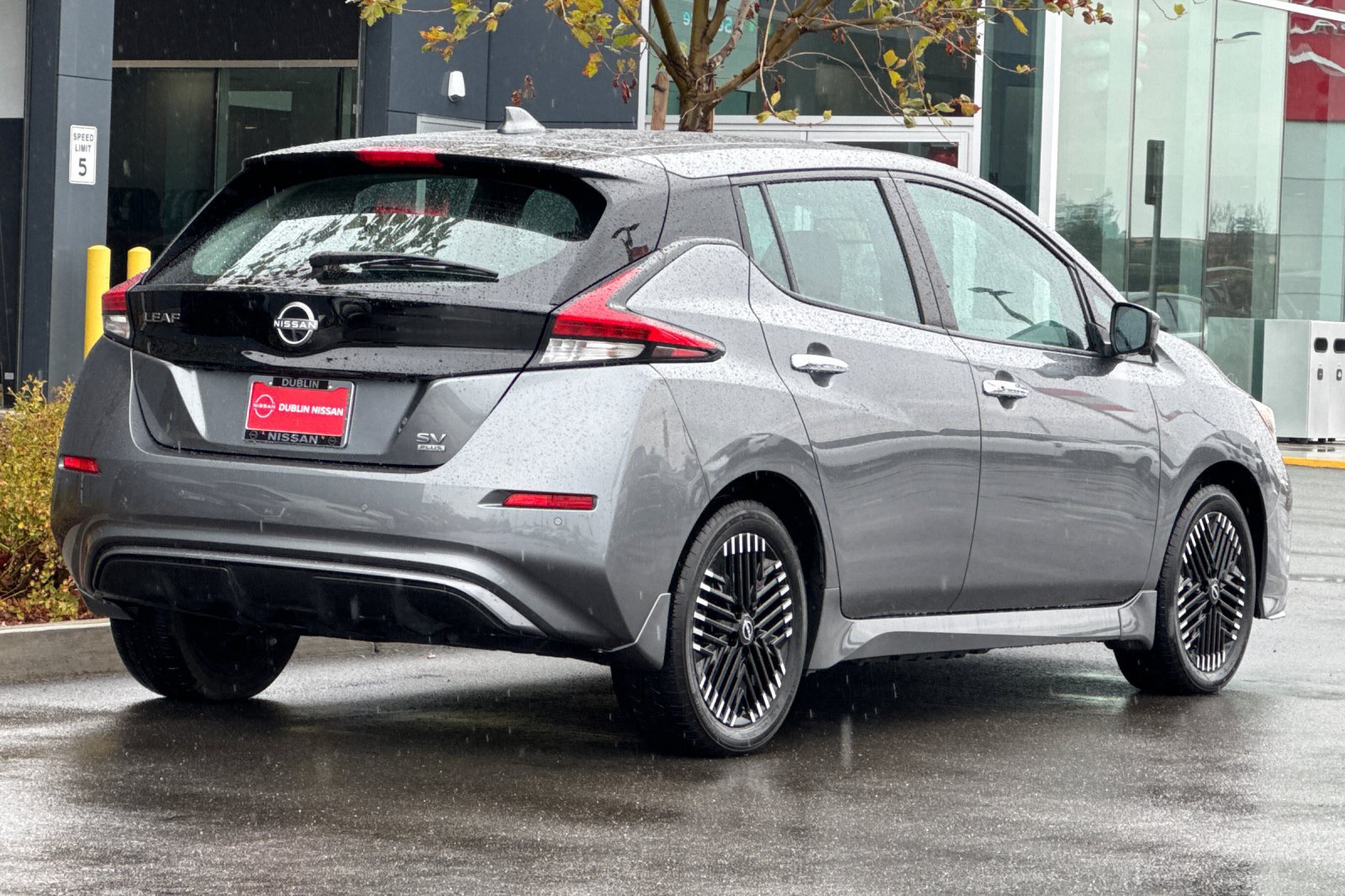 Used 2025 Nissan Leaf SV Plus FWD image 4