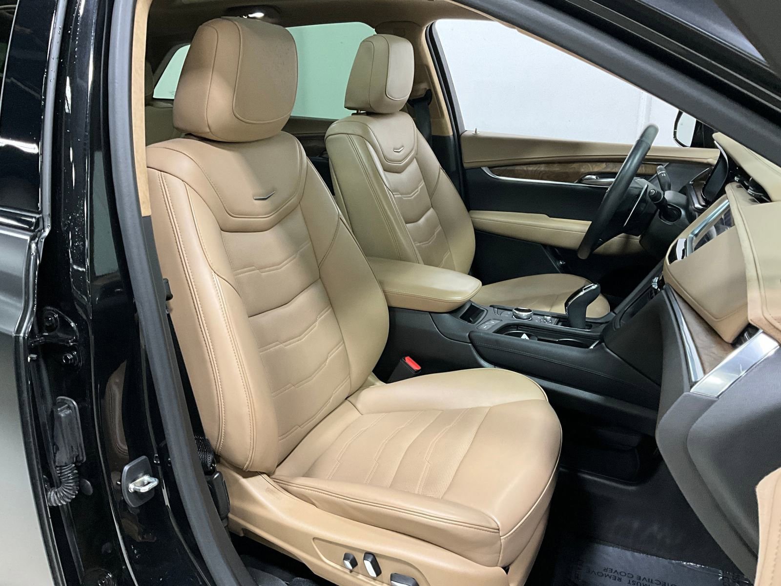 Used 2022 Cadillac XT5 Sportv w/ Platinum Package image 7