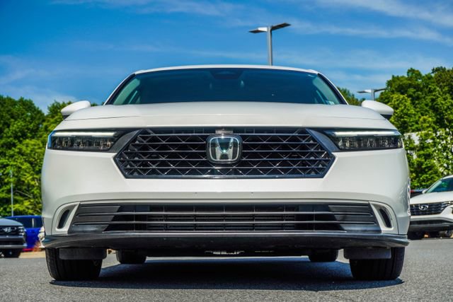 Used 2023 Honda Accord EX image 7