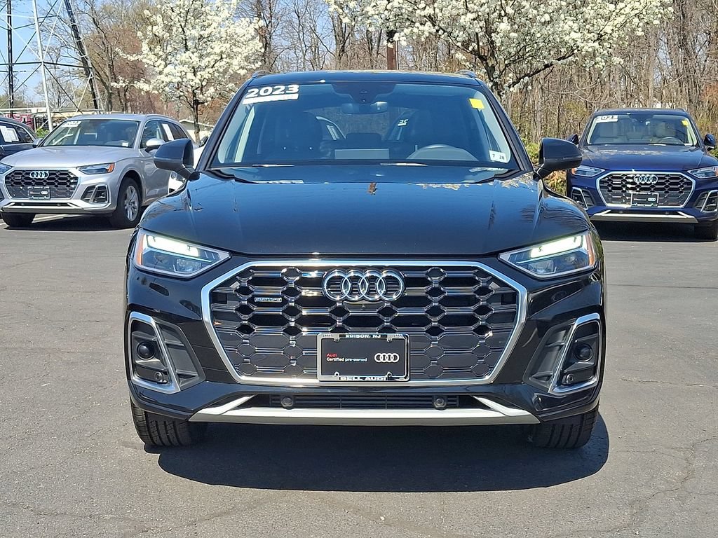 Certified 2023 Audi Q5 2.0T Premium Plus w/ Premium Plus Package AWD/4WD image 2