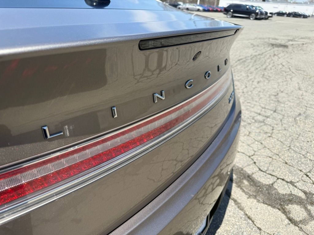 Used 2019 Lincoln MKZ Reserve w/ Reserve Plus Package image 14