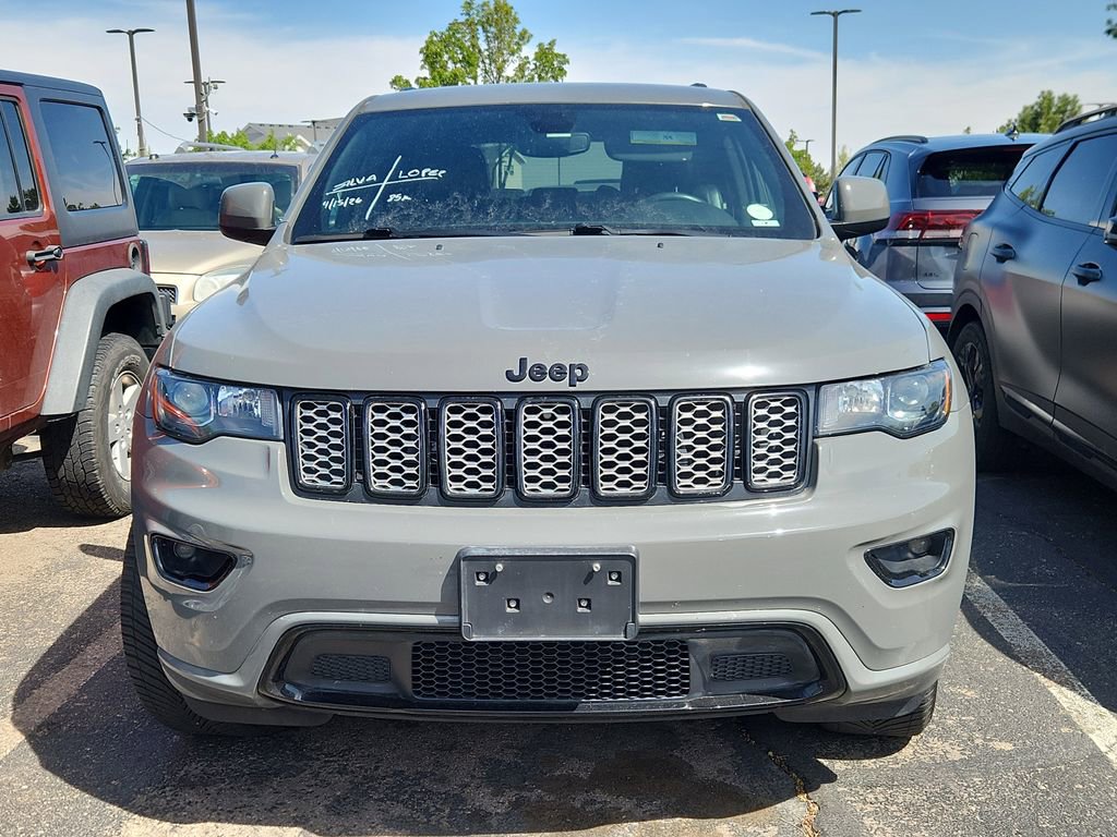 Used 2019 Jeep Grand Cherokee Altitude AWD/4WD image 2
