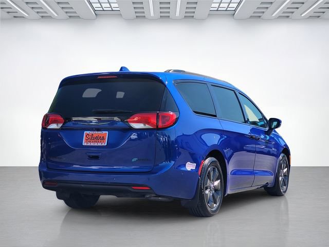 Used 2019 Chrysler Pacifica Limited w/ Advanced Safetytec Group FWD image 4