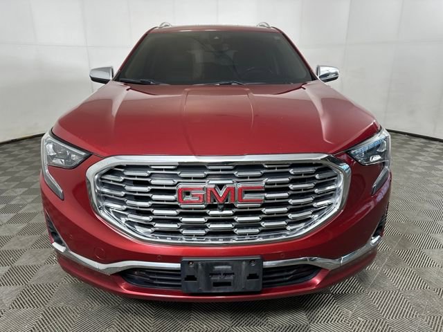 Used 2018 GMC Terrain Denali w/ Advanced Safety Package image 8