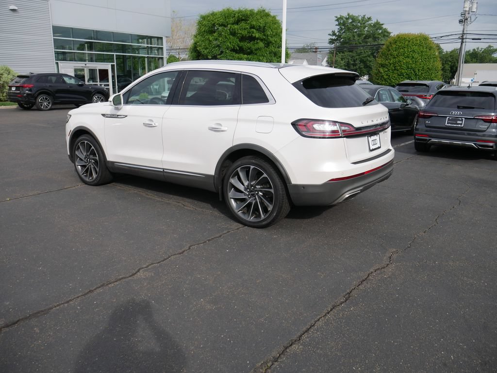 Used 2019 Lincoln Nautilus Reserve w/ Ultimate Package AWD/4WD image 3