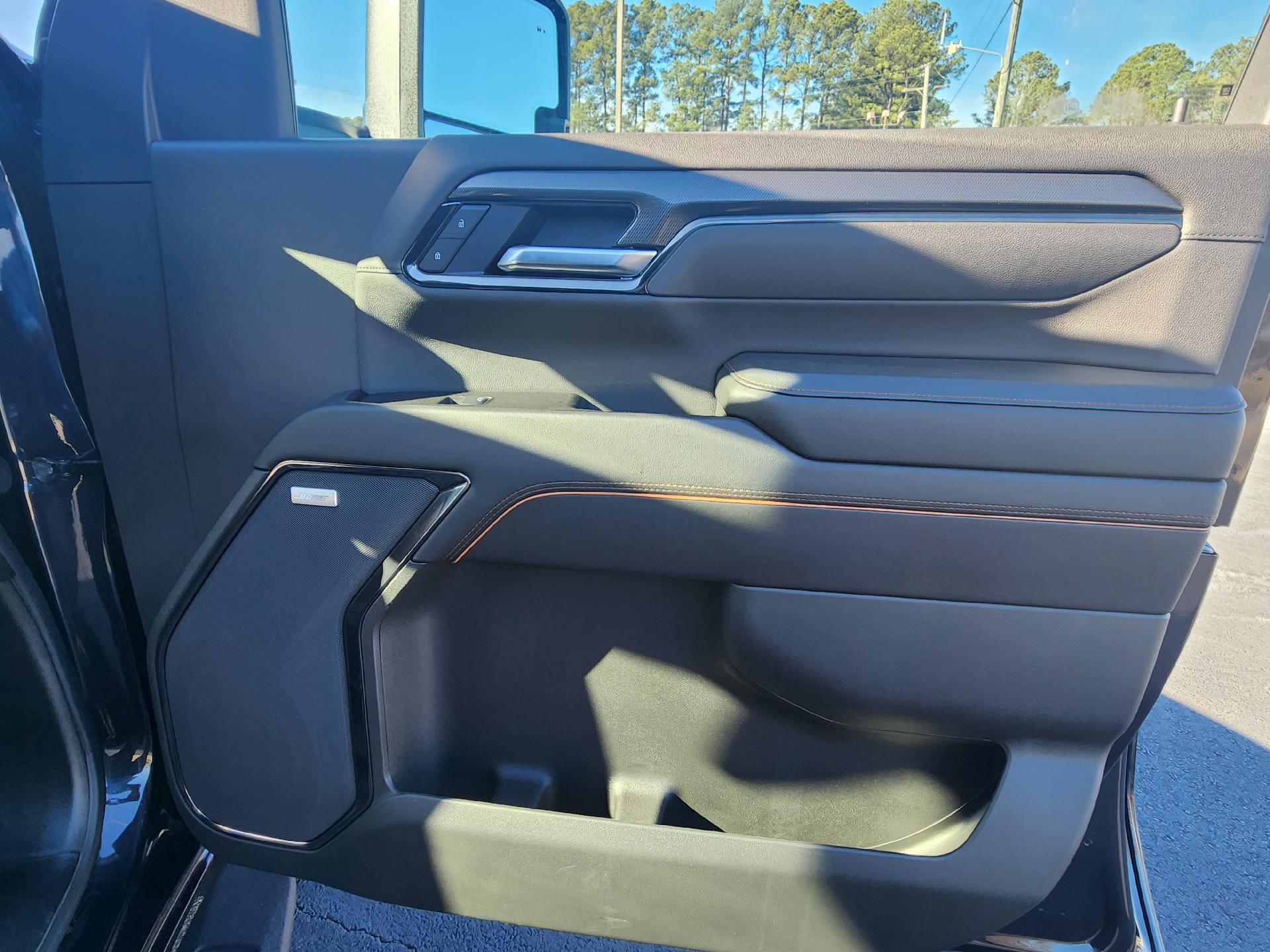 Used 2025 GMC Sierra 3500 AT4 image 13