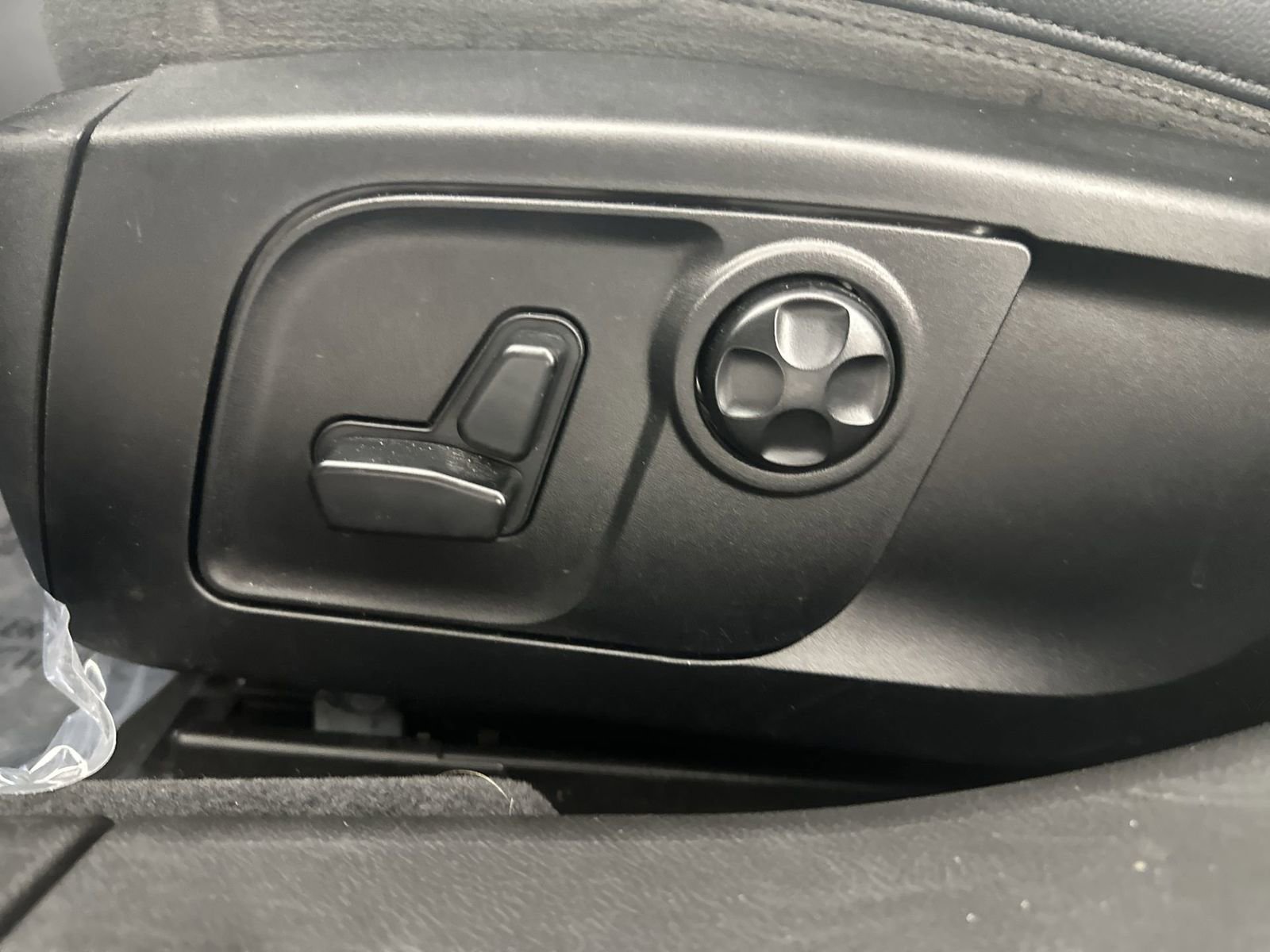 Used 2018 Maserati Ghibli RWD image 12