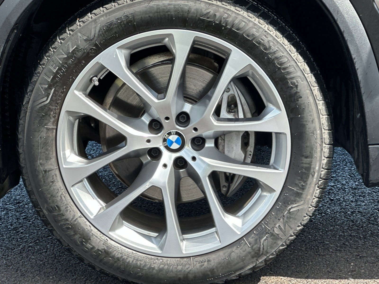 Used 2026 BMW X5 xDrive40i w/ Premium Package image 33