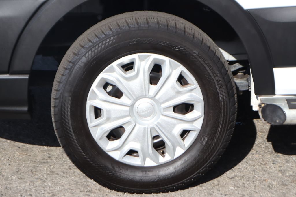 Used 2025 Ford Transit 250 Low Roof w/ Exterior Upgrade Package RWD image 36