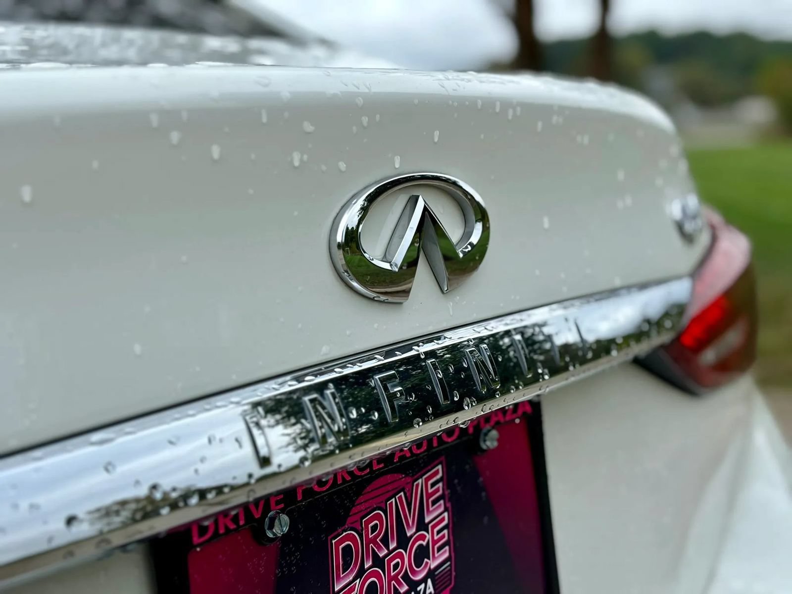 Used 2018 INFINITI Q50 Luxe RWD image 8