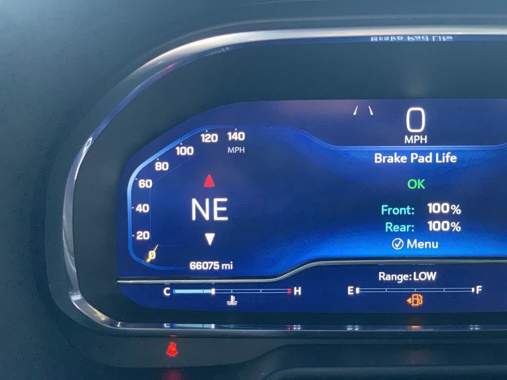 Certified 2024 Chevrolet Suburban Premier image 9