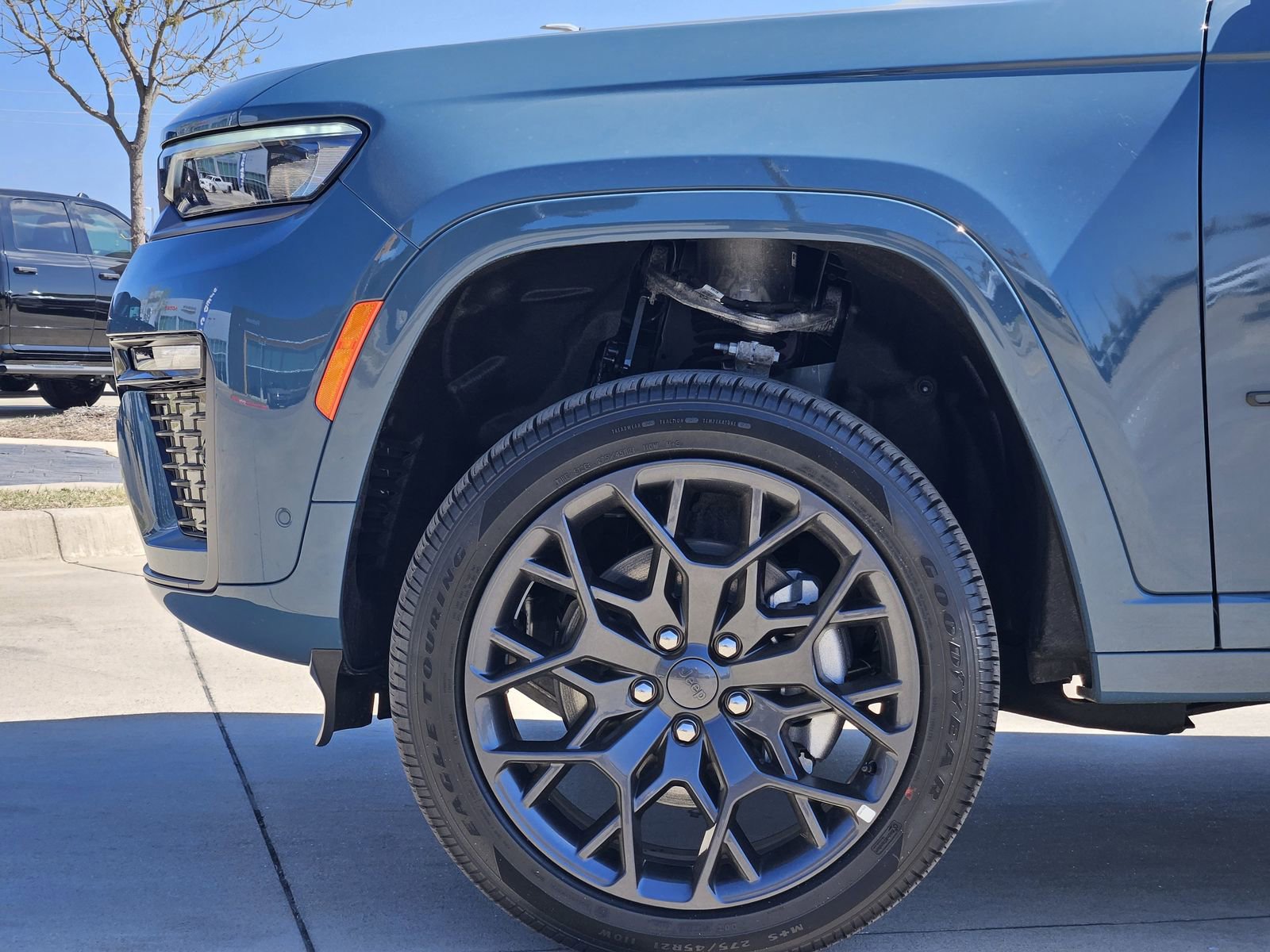 New 2026 Jeep Grand Cherokee L Summit w/ Obsidian Package image 11