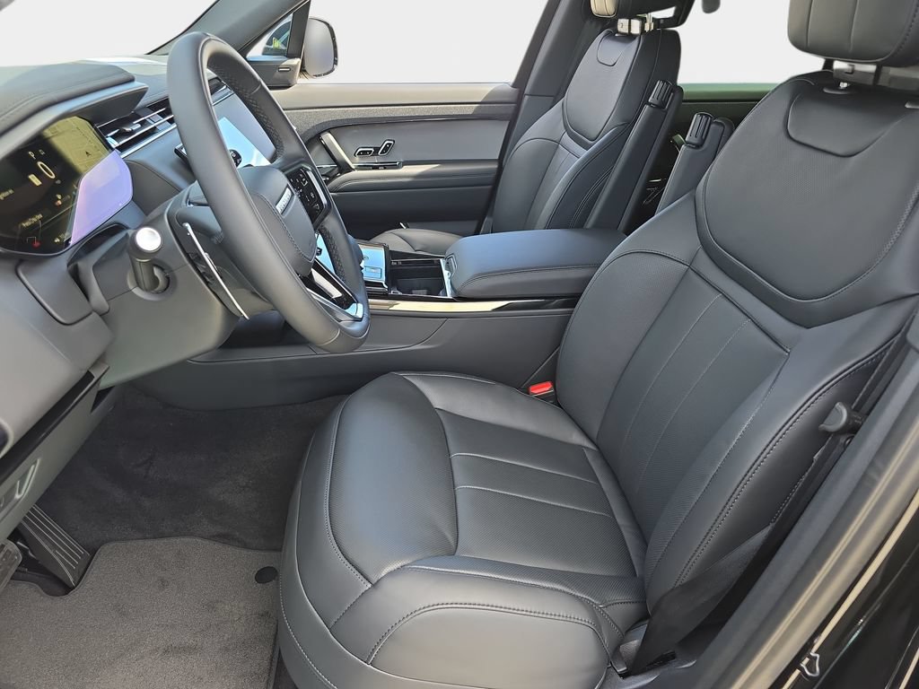 New 2026 Land Rover Range Rover Sport SE AWD/4WD image 16