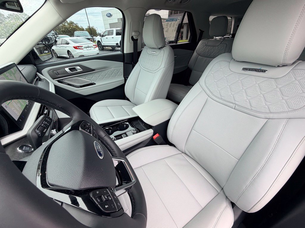 New 2026 Ford Explorer Platinum w/ LUX Leather Package AWD/4WD image 24