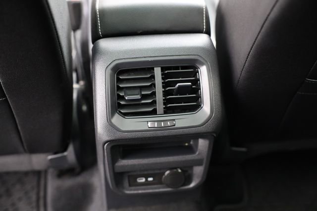 Used 2023 Volkswagen Tiguan SEL R-Line AWD/4WD image 40