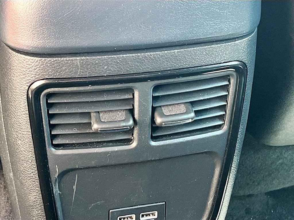 Used 2023 Chrysler 300 S RWD image 27