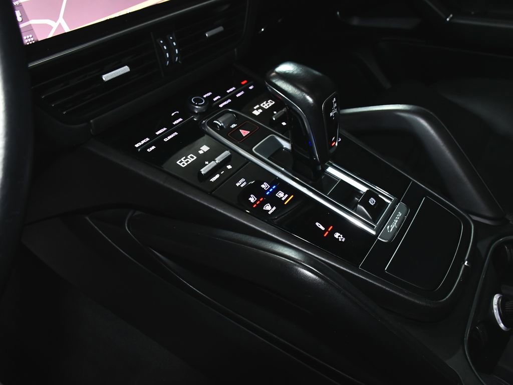 Used 2021 Porsche Cayenne GTS w/ Premium Package Plus image 41