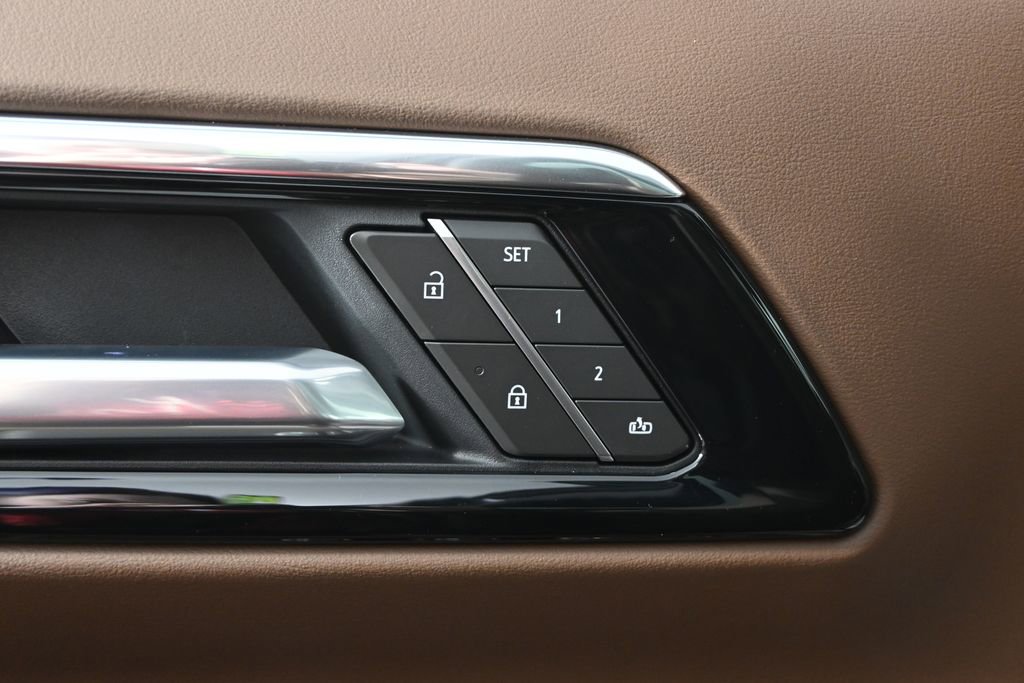 New 2026 Chevrolet Tahoe High Country AWD/4WD image 21