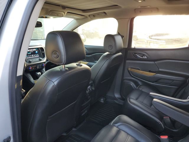 Used 2017 GMC Acadia Denali w/ Technology Package image 9
