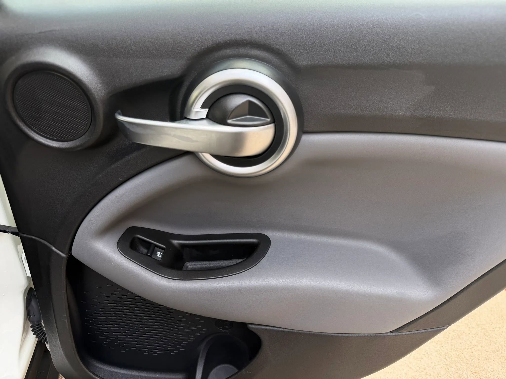 Used 2016 FIAT 500X Pop image 10