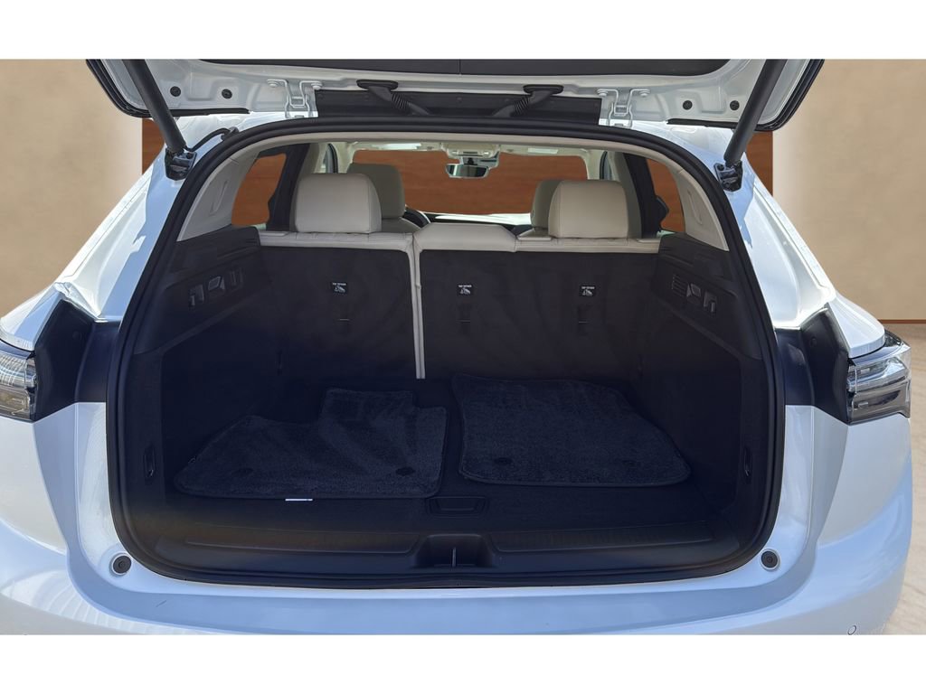 Used 2023 Buick Envision Avenir image 17