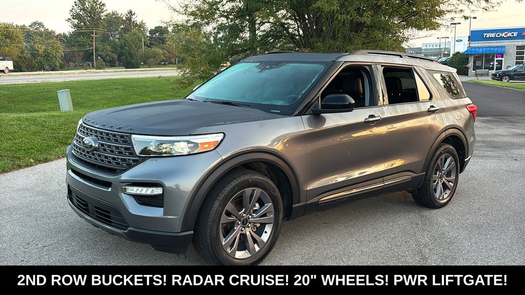 Used 2023 Ford Explorer XLT w/ Equipment Group 202A AWD/4WD image 3