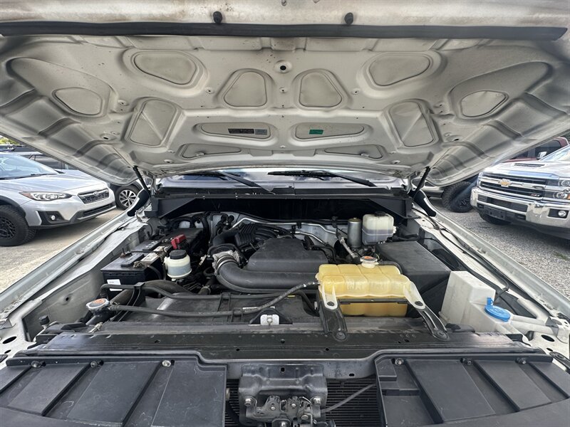 Used 2014 Nissan NV 2500 S w/ Side & Curtain Airbag Package RWD image 18