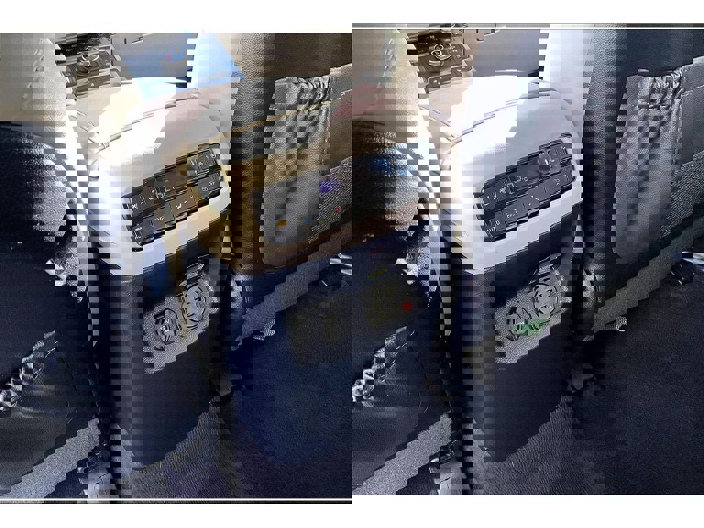 Used 2024 Hyundai Palisade Calligraphy image 26