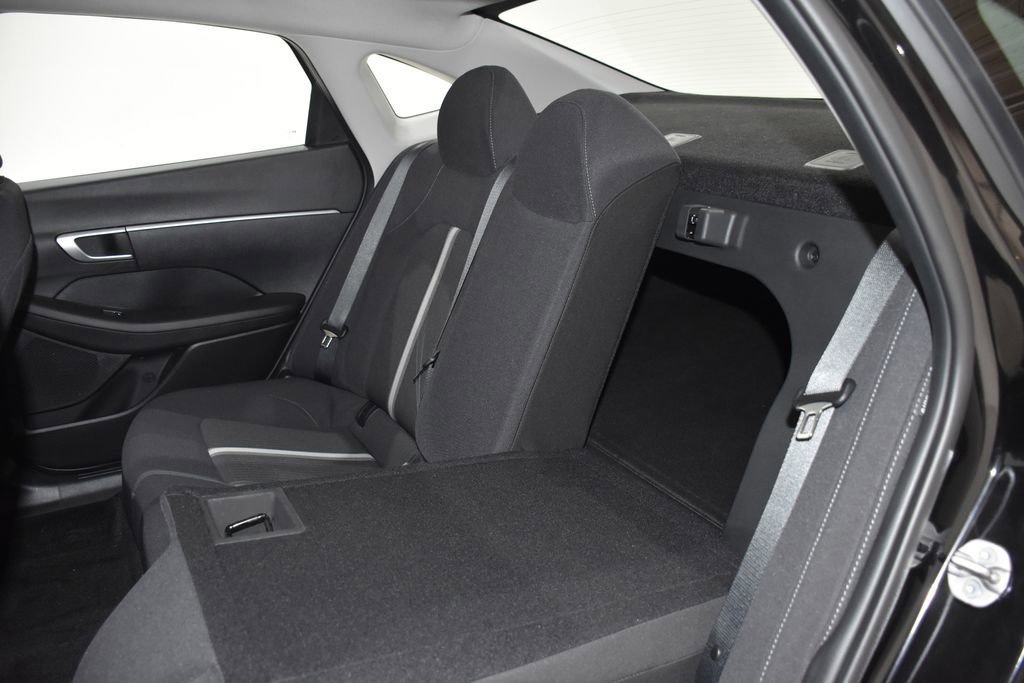 Certified 2025 Hyundai Sonata SE image 26