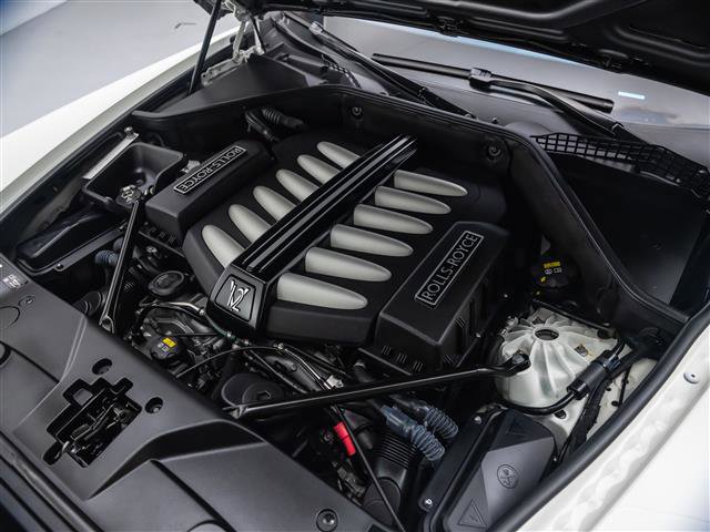 Used 2016 Rolls-Royce Wraith image 12