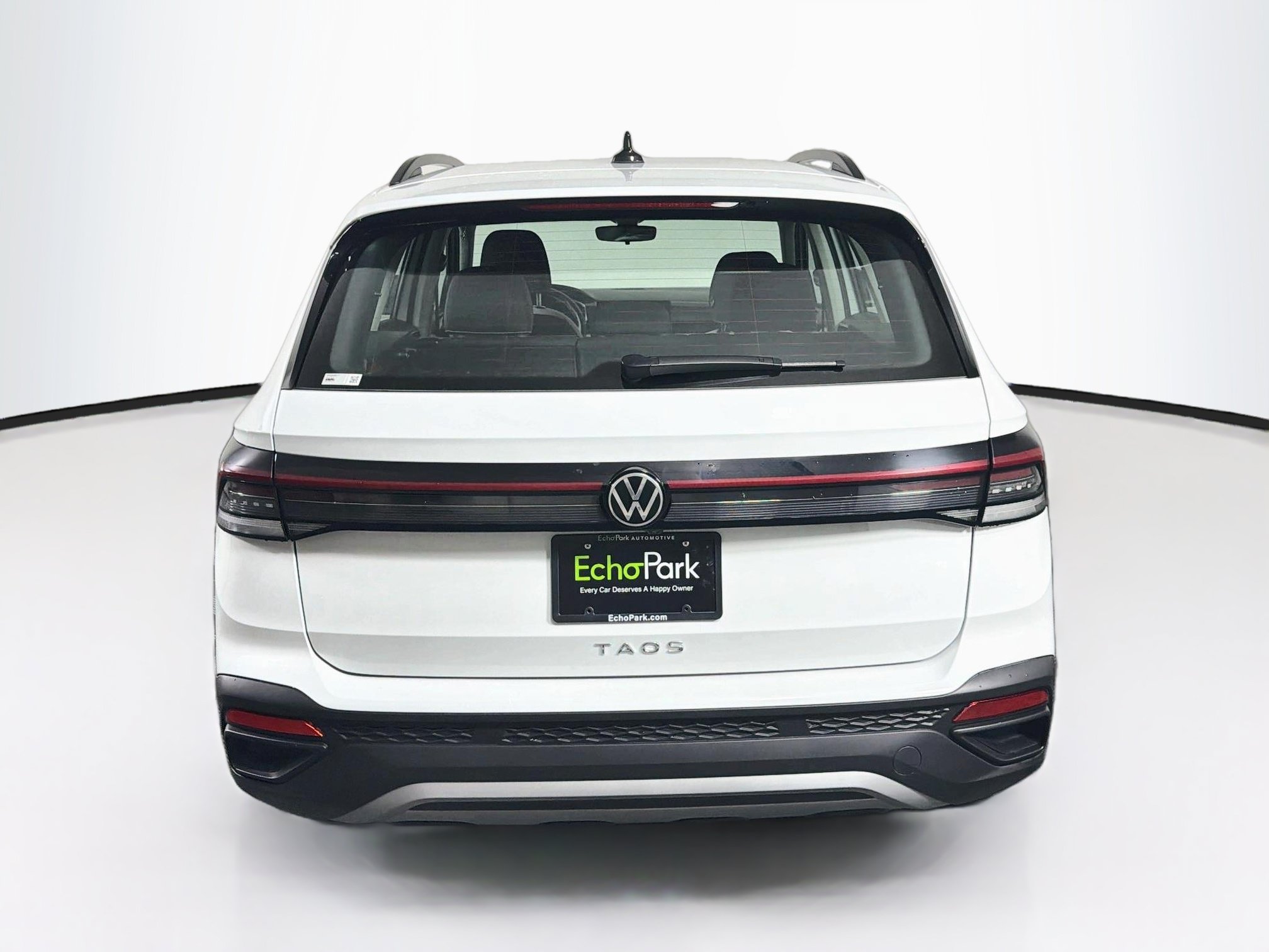 Used 2025 Volkswagen Taos S FWD image 7