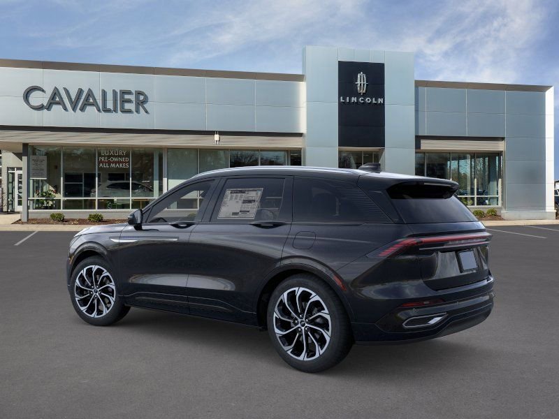 New 2026 Lincoln Nautilus Reserve image 4