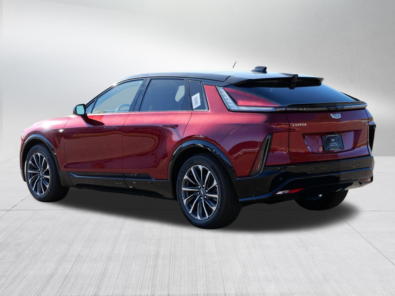 Used 2026 Cadillac Lyriq Premium Sport w/ LPO, Floor Liner Package AWD/4WD image 4
