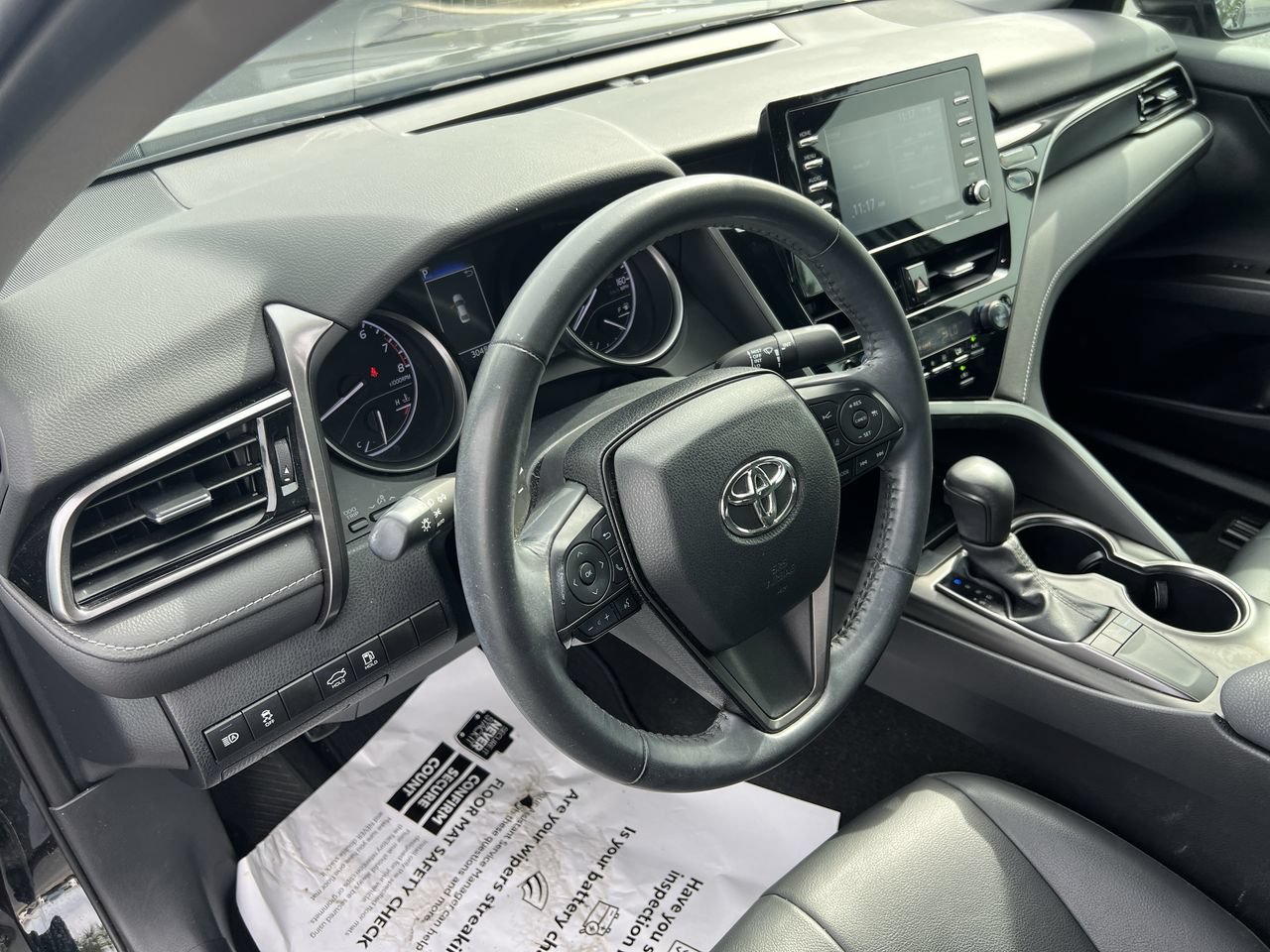 Used 2024 Toyota Camry SE FWD image 18