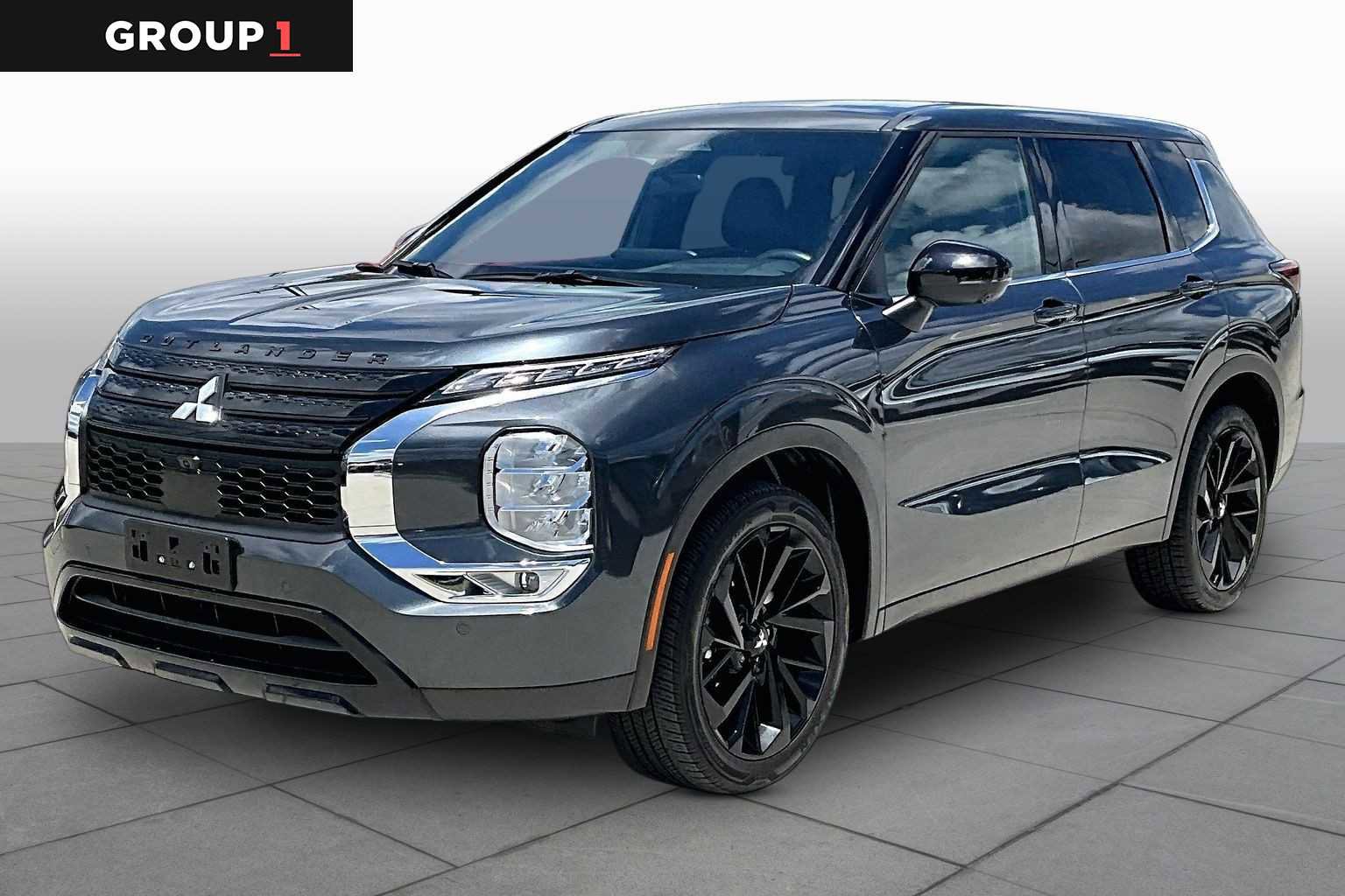 Used 2024 Mitsubishi Outlander SE Black Edition