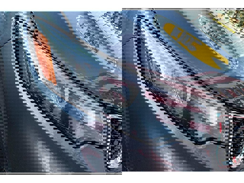 Used 2024 Jeep Compass Latitude image 32