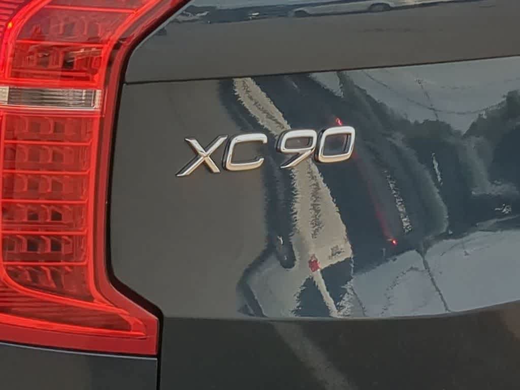Certified 2023 Volvo XC90 B6 Plus w/ Protection Package Premier AWD/4WD image 12