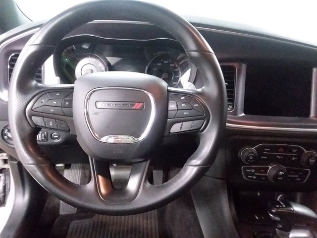 Used 2018 Dodge Charger R/T w/ Blacktop Package RWD image 11
