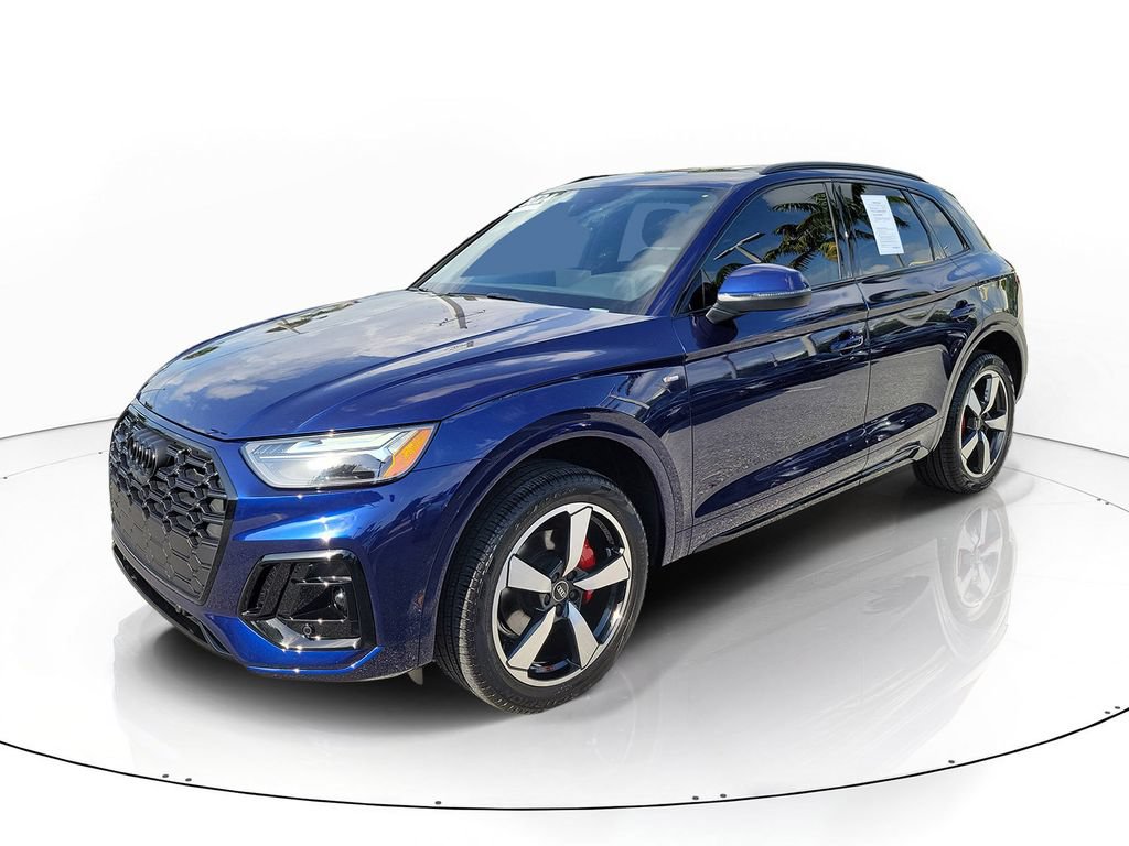 Certified 2024 Audi Q5 2.0T Premium Plus w/ Premium Plus Package AWD/4WD image 2