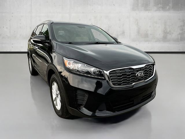 Used 2020 Kia Sorento LX w/ LX I4 Convenience Package image 3