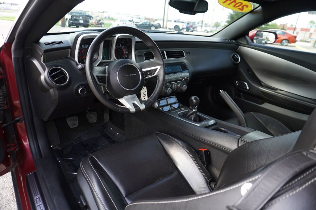 Used 2011 Chevrolet Camaro SS w/ RS Package RWD image 21