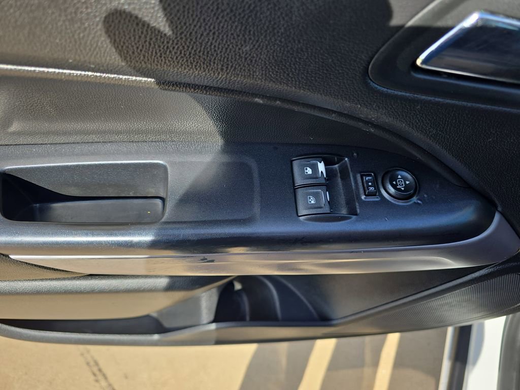Used 2021 Chevrolet Colorado LT w/ Fleet Safety Package RWD image 23