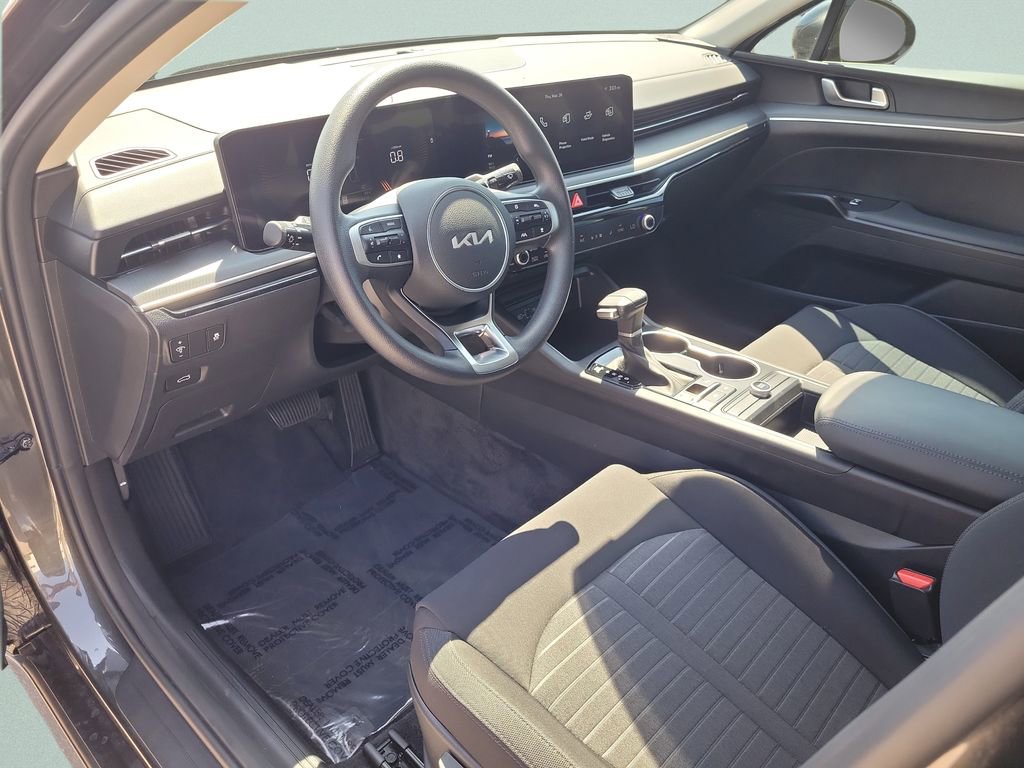 Used 2026 Kia K5 LXS image 10