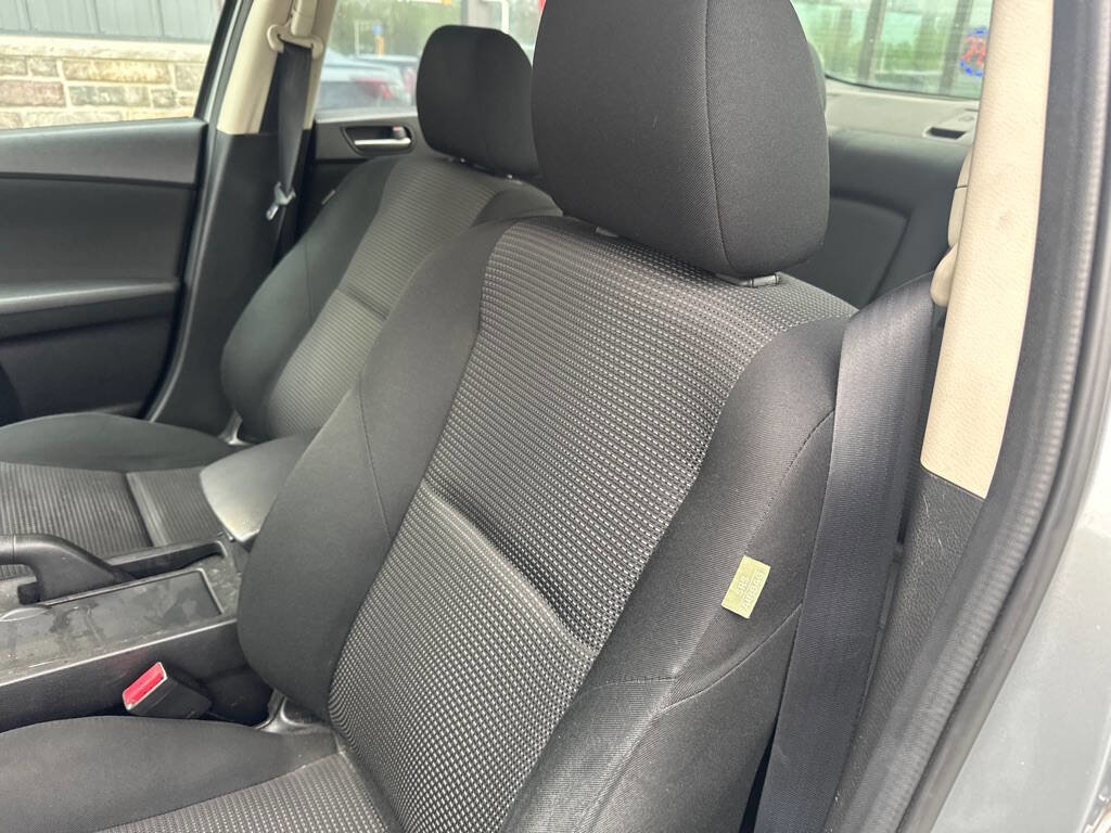 Used 2012 MAZDA MAZDA3 i Touring FWD image 9
