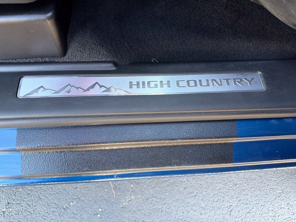 Used 2019 Chevrolet Silverado 2500 High Country w/ Duramax Plus Package AWD/4WD image 43