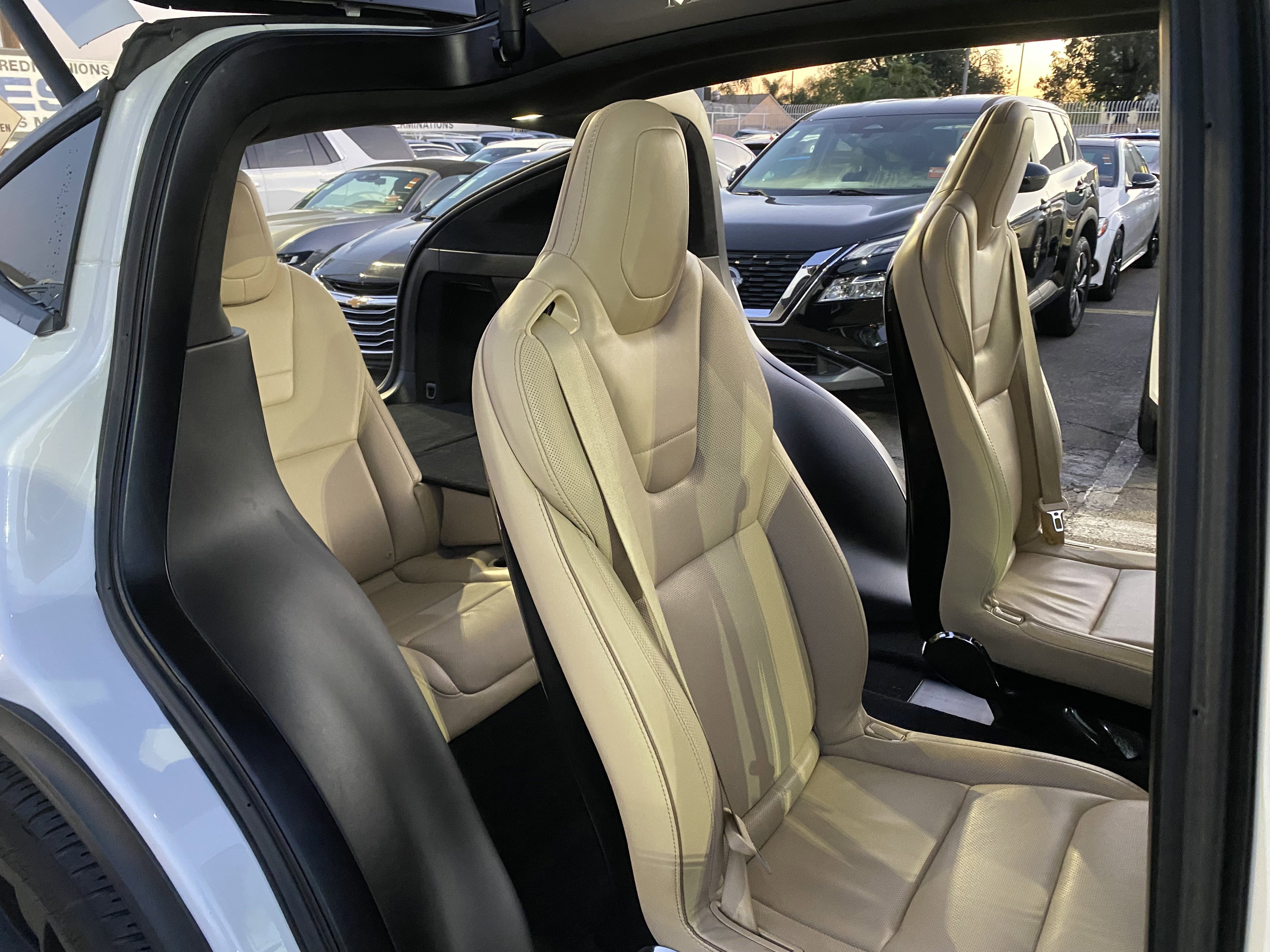 Used 2016 Tesla Model X 75D image 23