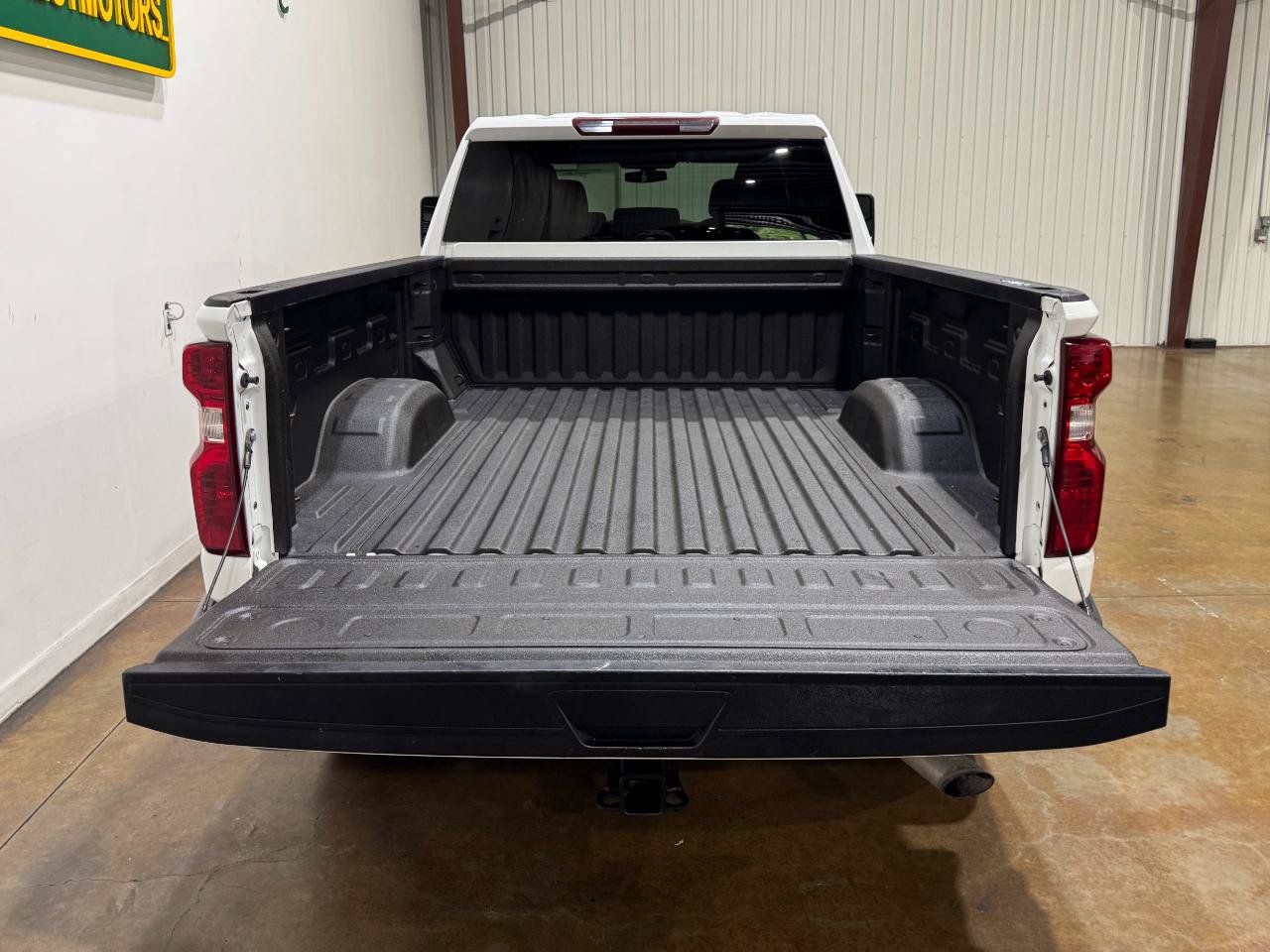 Used 2021 Chevrolet Silverado 2500 LT AWD/4WD image 45