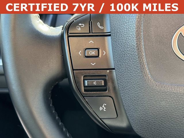 Used 2024 Toyota Prius LE image 24